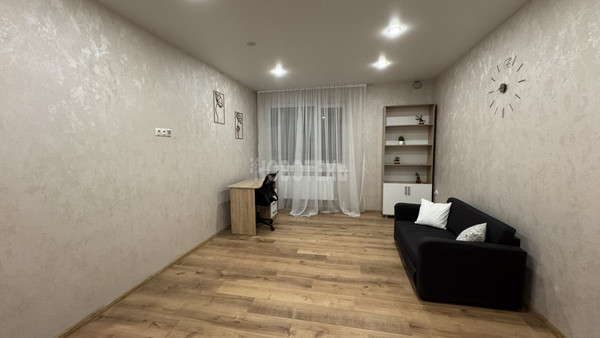 Сдам трехкомнатную (3-комн.) квартиру, Новосельская ул, 6, Холмская ст-ца