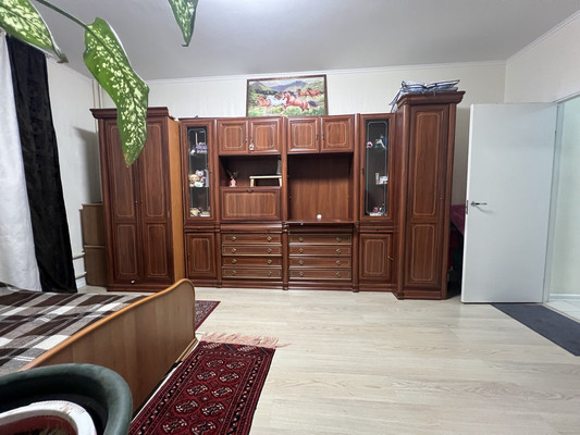 Продам трехкомнатную (3-комн.) квартиру, Просторная ул, 3к1, Путилково д