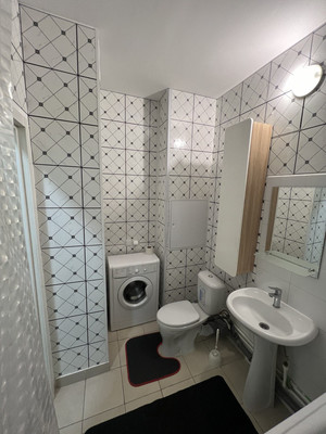 Продам трехкомнатную (3-комн.) квартиру, Просторная ул, 3к1, Путилково д