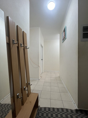 Продам трехкомнатную (3-комн.) квартиру, Просторная ул, 3к1, Путилково д