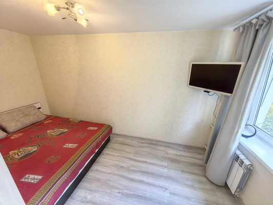 Сдам двухкомнатную (2-комн.) квартиру, Звездная ул, 17, Калининград г