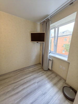 Сдам двухкомнатную (2-комн.) квартиру, Звездная ул, 17, Калининград г