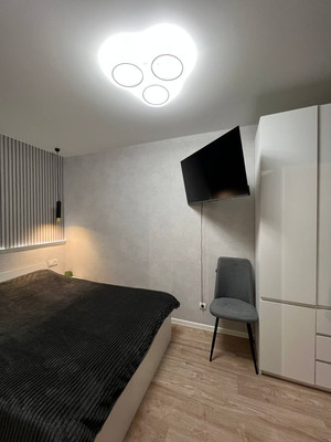 Продам двухкомнатную (2-комн.) квартиру, Чкалова ул, 56, Пермь г