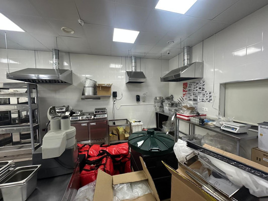 Сдам коммерческое помещение 200 м2, Магистральная ул, 59к1, Казань г