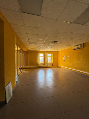 Сдам коммерческое помещение 200 м2, Магистральная ул, 59к1, Казань г