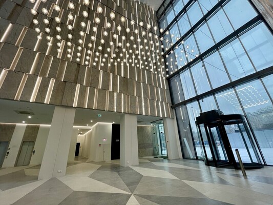 Продам двухкомнатную (2-комн.) квартиру, Светланова ул, 11к2, Москва г