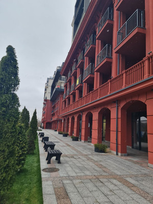 Продам трехкомнатную (3-комн.) , Молодой гвардии ул, 34к4, Калининград г