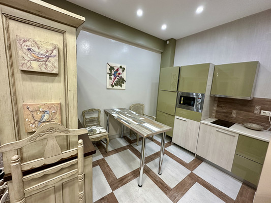 Сдам однокомнатную (1-комн.) квартиру, Коммунаров ул, 14/1, Иркутск г