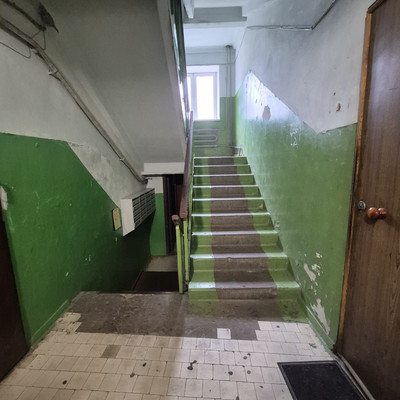 Продам однокомнатную (1-комн.) квартиру, Острогожская ул, 67в, Воронеж г