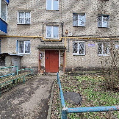 Продам однокомнатную (1-комн.) квартиру, Острогожская ул, 67в, Воронеж г