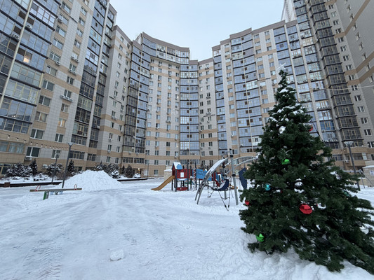 Продам трехкомнатную (3-комн.) квартиру, Чистопольская ул, 86/10, Казань г