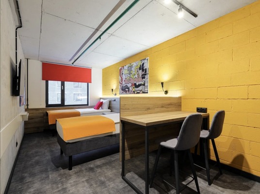 Сдам однокомнатную (1-комн.) квартиру, Орджоникидзе ул, 44Ак1, Санкт-Петербург г