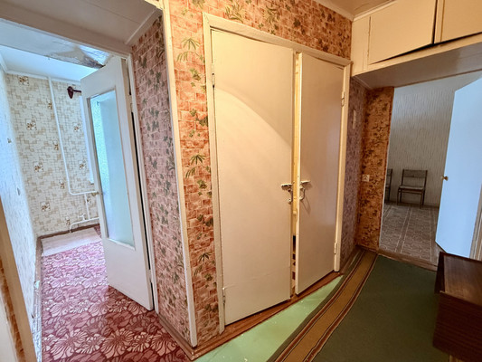 Продам трехкомнатную (3-комн.) квартиру, Мира ул, 14, Рогачево с