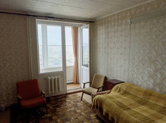 Продам однокомнатную (1-комн.) квартиру, Батурина ул, 44/50, Симферополь г