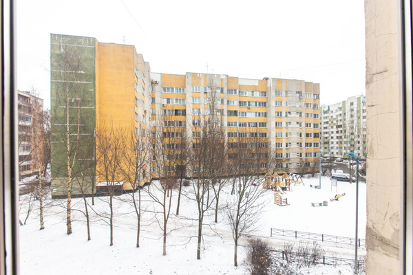 Продам трехкомнатную (3-комн.) квартиру, Новаторов б-р, 21к4 литера А, Санкт-Петербург г