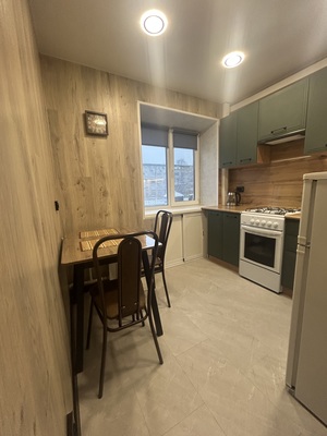 Сдам двухкомнатную (2-комн.) квартиру, Островского ул, 37/16, Рязань г