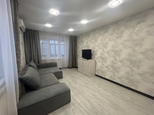 Сдам двухкомнатную (2-комн.) квартиру, Островского ул, 37/16, Рязань г