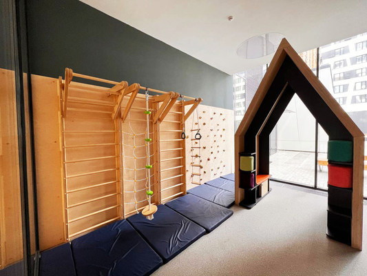 Продам трехкомнатную (3-комн.) квартиру, Зорге ул, 9к2, Москва г