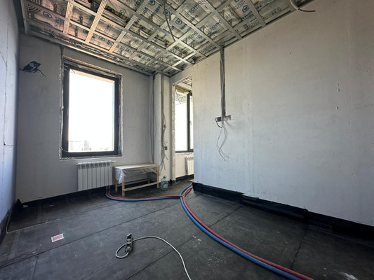 Продам трехкомнатную (3-комн.) квартиру, Зорге ул, 9к2, Москва г