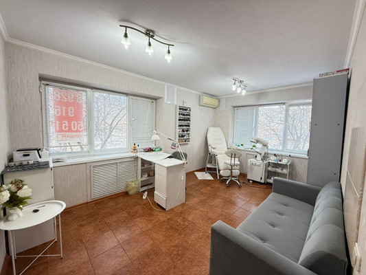 Продам двухкомнатную (2-комн.) квартиру, Кирова ул, 14, Нальчик г