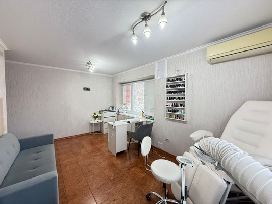 Продам двухкомнатную (2-комн.) квартиру, Кирова ул, 14, Нальчик г