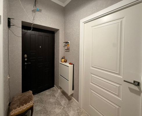 Продам однокомнатную (1-комн.) квартиру, Солнечная ул, 10к7, Нальчик г