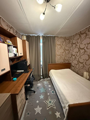 Продам двухкомнатную (2-комн.) квартиру, Серова ул, 19, Казань г