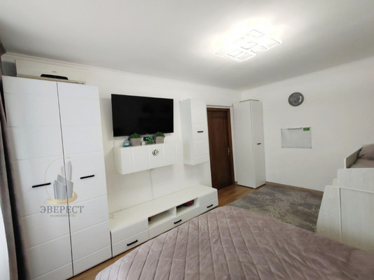 Продам трехкомнатную (3-комн.) квартиру, Мичурина ул, 27к3, Королев г