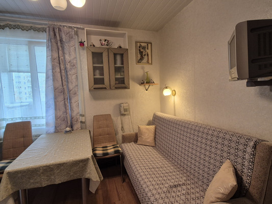 Продам однокомнатную (1-комн.) квартиру, Маршала Захарова ул, 60, Санкт-Петербург г