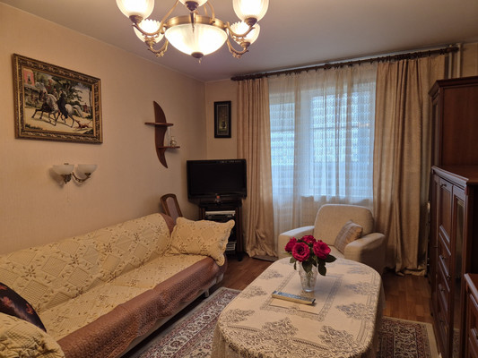 Продам однокомнатную (1-комн.) квартиру, Маршала Захарова ул, 60, Санкт-Петербург г