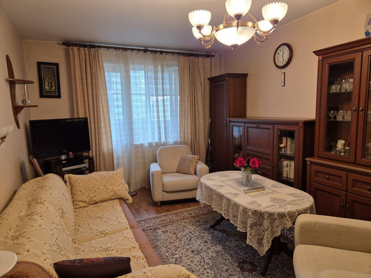 Продам однокомнатную (1-комн.) квартиру, Маршала Захарова ул, 60, Санкт-Петербург г