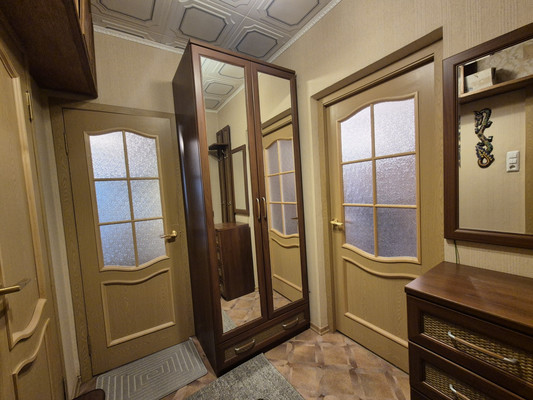 Продам однокомнатную (1-комн.) квартиру, Маршала Захарова ул, 60, Санкт-Петербург г