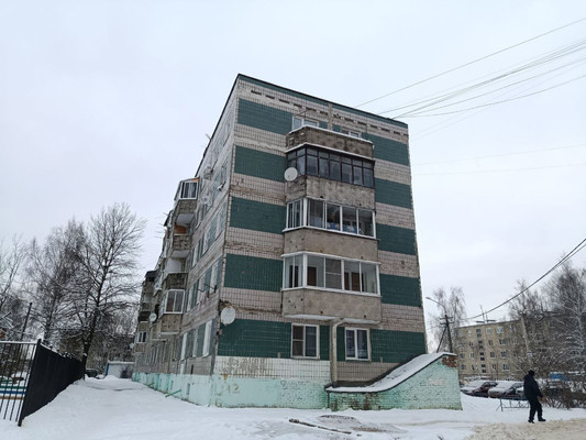 Продам трехкомнатную (3-комн.) квартиру, Внуковский мкр, 15, Дмитров г