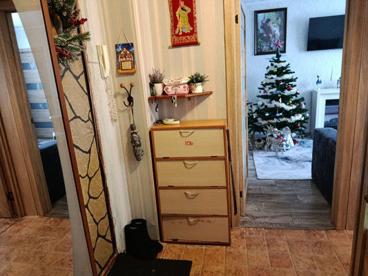 Продам трехкомнатную (3-комн.) квартиру, Внуковский мкр, 15, Дмитров г