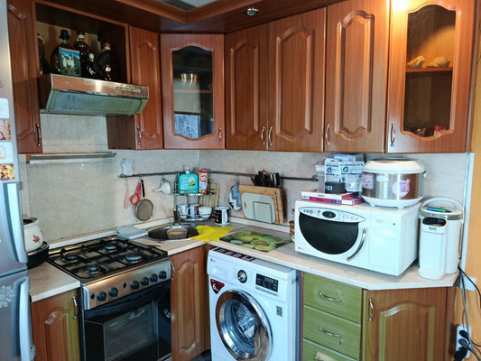 Продам трехкомнатную (3-комн.) квартиру, Внуковский мкр, 15, Дмитров г