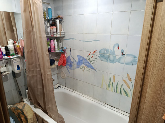 Продам трехкомнатную (3-комн.) квартиру, Внуковский мкр, 15, Дмитров г