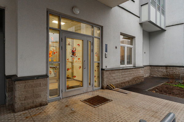 Продам двухкомнатную (2-комн.) квартиру, Евгения Шварца аллея, 7, Санкт-Петербург г