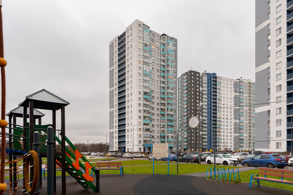 Продам двухкомнатную (2-комн.) квартиру, Евгения Шварца аллея, 7, Санкт-Петербург г