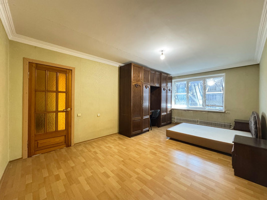 Продам трехкомнатную (3-комн.) квартиру, Профсоюзная ул, 224А, Вольный Аул кп