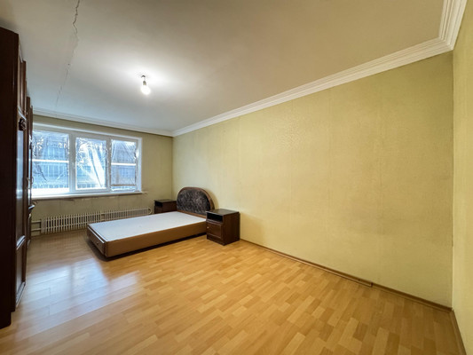 Продам трехкомнатную (3-комн.) квартиру, Профсоюзная ул, 224А, Вольный Аул кп