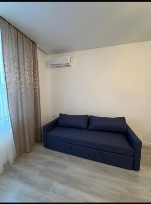 Продам однокомнатную (1-комн.) квартиру, 5-я линия ул, 3к1, Гурбуки с