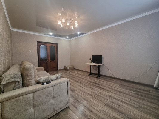 Продам трехкомнатную (3-комн.) квартиру, Ю.А.Гагарина ул, 6, Нальчик г