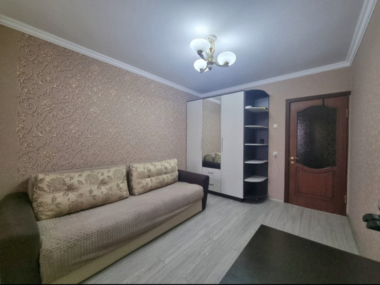 Продам трехкомнатную (3-комн.) квартиру, Ю.А.Гагарина ул, 6, Нальчик г