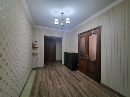 Продам трехкомнатную (3-комн.) квартиру, Ю.А.Гагарина ул, 6, Нальчик г