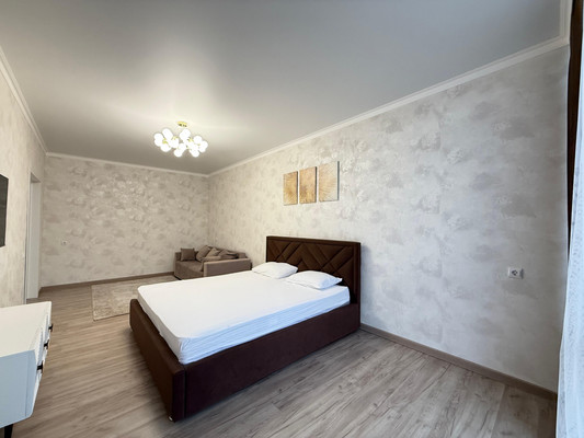 Продам двухкомнатную (2-комн.) квартиру, Тлостанова ул, 32, Нальчик г