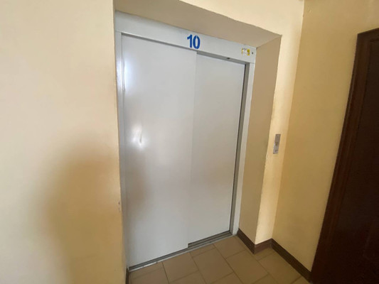 Продам трехкомнатную (3-комн.) квартиру, Половинко ул, 280, Батайск г