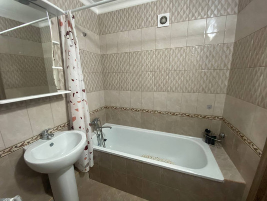 Продам однокомнатную (1-комн.) квартиру, Половинко ул, 280к3, Батайск г