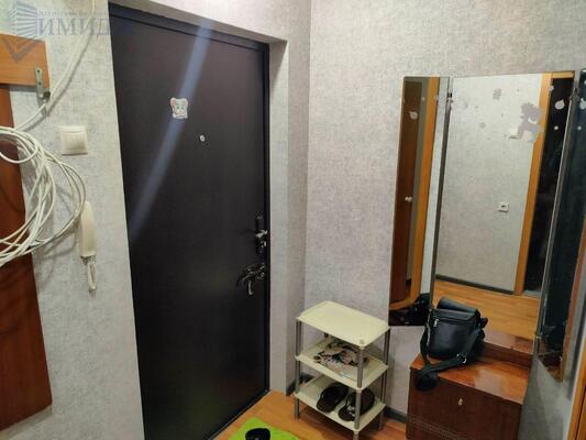 Сдам однокомнатную (1-комн.) квартиру, 60 лет Октября ул, 80А, Красноярск г