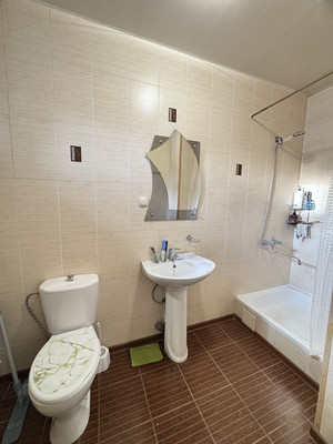 Сдам двухкомнатную (2-комн.) квартиру, Мало-Кабардинская ул, 2, Нальчик г