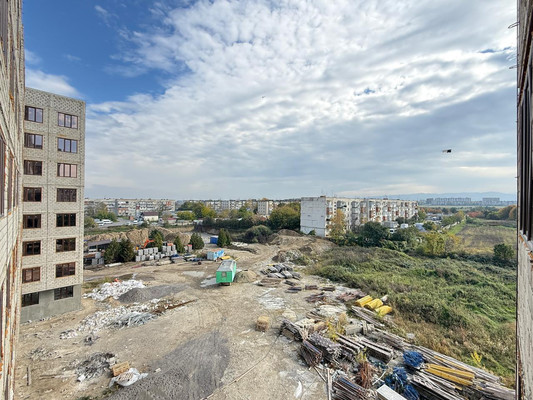 Продам однокомнатную (1-комн.) квартиру, Мовсисяна ул, 9, Нальчик г